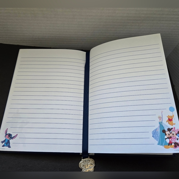 Disney Journal, Pen and Greeting cards set - Picture 5 of 11